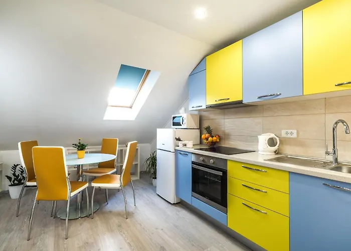 Apartment & Sunshine -