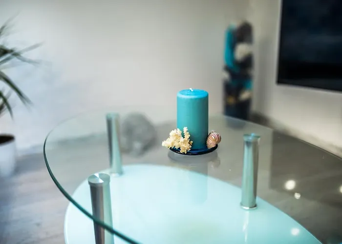 & Sunshine - * Vela Luka